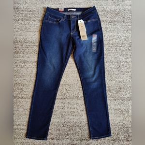 NWT Levi's 711 Skinny Midrise Jeans